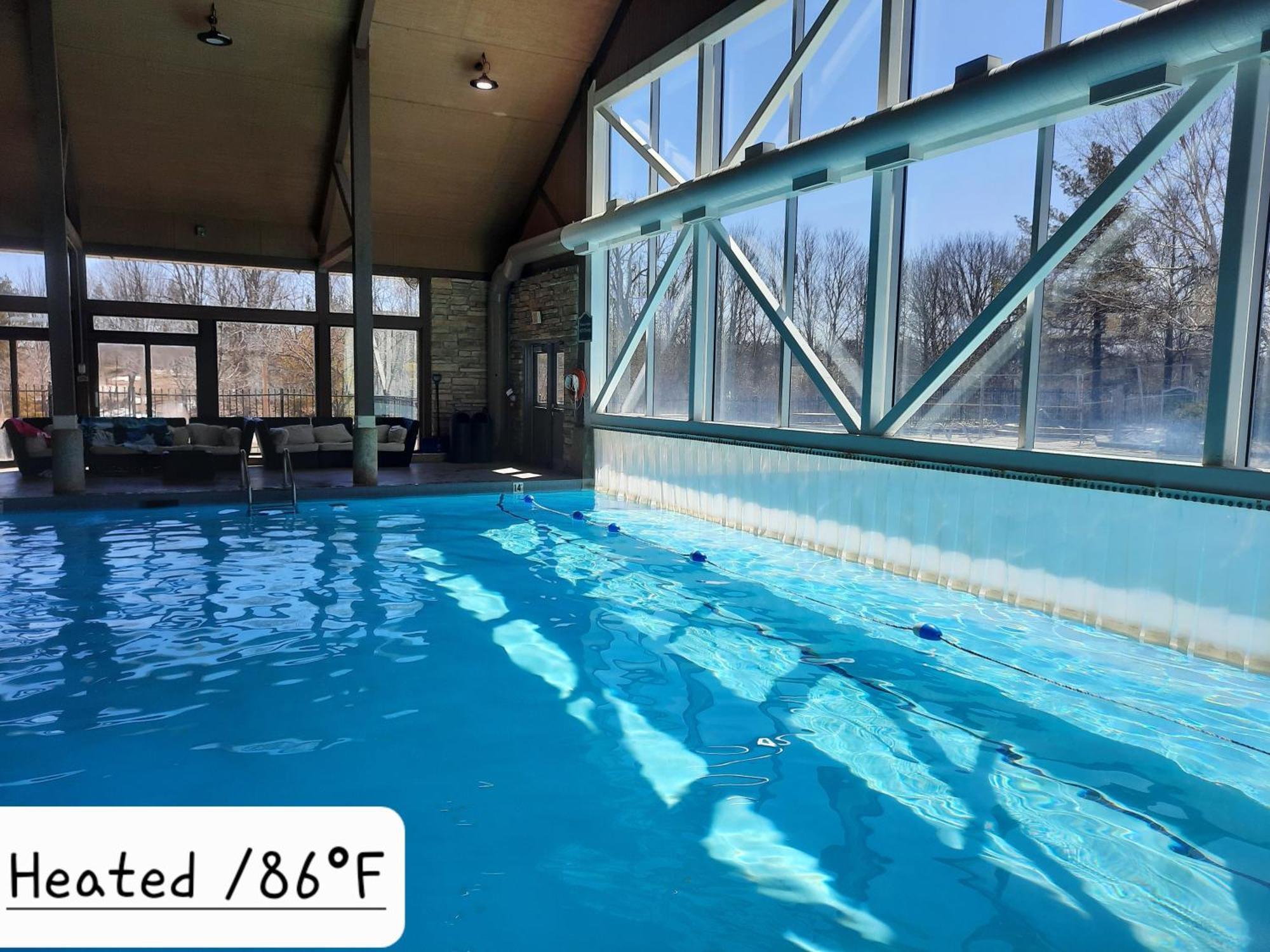 Margarita Vacation Getaway Apartment Oro-Medonte Exterior photo